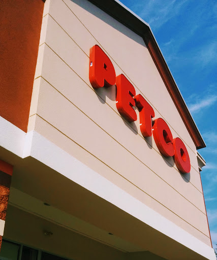 Pet Supply Store «Petco Animal Supplies», reviews and photos, 1621 Emmet St N, Charlottesville, VA 22901, USA