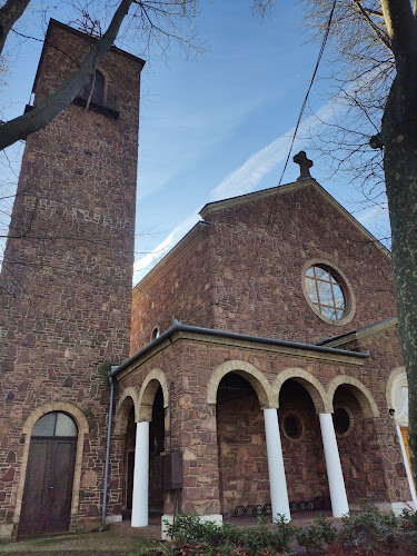 Értékelések erről a helyről: Balatonföldvári Szent Kereszt templom, Balatonföldvár - Templom