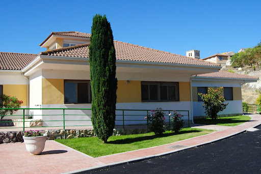 Residencia de la Tercera Edad El Olmar,  S.L. en Canalejas de Peñafiel, Valladolid