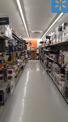 Discount Store «Walmart», reviews and photos, 206 US-1, Falmouth, ME 04105, USA