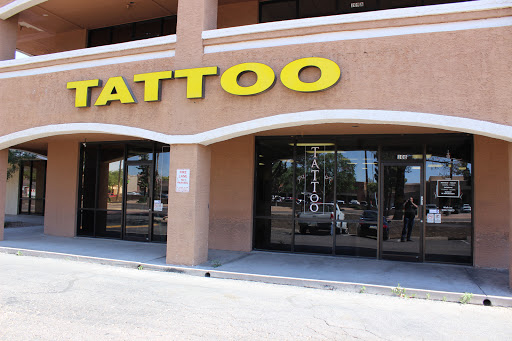 Tattoo Shop «Dark Horse Tattoo Company», reviews and photos, 1111 N Gilbert Rd #108, Gilbert, AZ 85234, USA