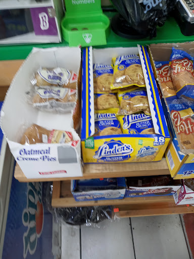 Grocery Store «Lee Hall Food Store», reviews and photos, 17405 Warwick Blvd, Newport News, VA 23603, USA