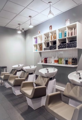 Beauty Salon «Valentino and Jet Hair Salon», reviews and photos, 822 10th Ave, New York, NY 10019, USA