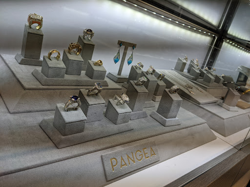 Jewelry Buyer «Pangea Coins & Jewelry», reviews and photos, 35 E Ridgewood Ave, Ridgewood, NJ 07450, USA