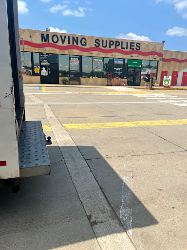 Truck Rental Agency «U-Haul Moving & Storage of Inkster», reviews and photos, 29500 Michigan Ave, Inkster, MI 48141, USA