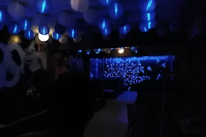 Black Dott Lounge and Cafe image