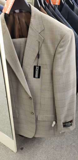 Clothing Store «K&G Fashion Superstore», reviews and photos, 80 Boston Post Rd #19, Orange, CT 06477, USA