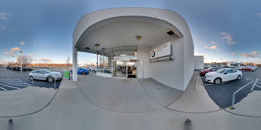 Auto Body Shop «Jake Sweeney Body Shop», reviews and photos, 169 Northland Blvd, Cincinnati, OH 45246, USA