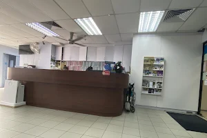 Klinik Malaysia ( Cawangan Centre Point) image