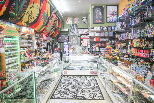 Tobacco Shop «Keep Sake Smoke Shop», reviews and photos, 253 W Yosemite Ave, Manteca, CA 95336, USA