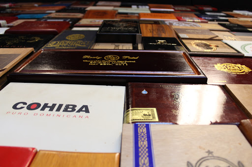 Tobacco Shop «Tinder Box Collierville», reviews and photos, 3615 S Houston Levee Rd, Collierville, TN 38017, USA