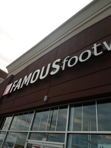 Shoe Store «Famous Footwear», reviews and photos, 179 Levittown Pkwy, Levittown, PA 19055, USA