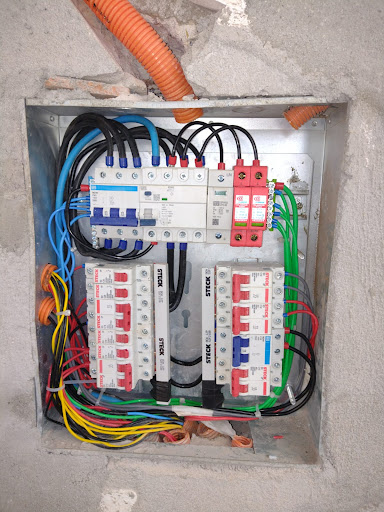 Logo da empresa - Daniel Eletricista em Perdizes