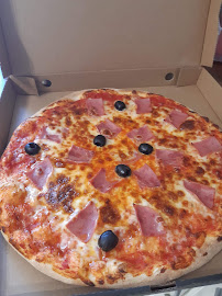 Pepperoni du Pizzas à emporter Max Pizza - Saujon - n°4
