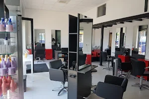 Fashion Diffusion - Coiffeur Herblay image