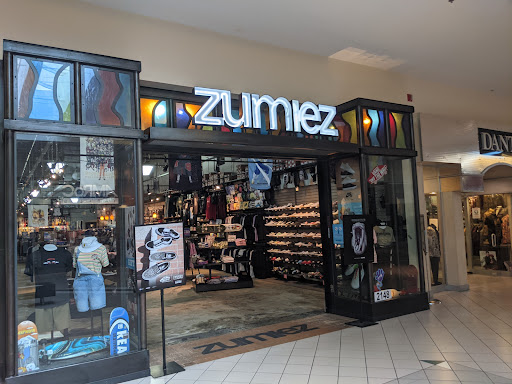 Clothing Store «Zumiez», reviews and photos, 2200 E Fowler Ave #246, Tampa, FL 33612, USA