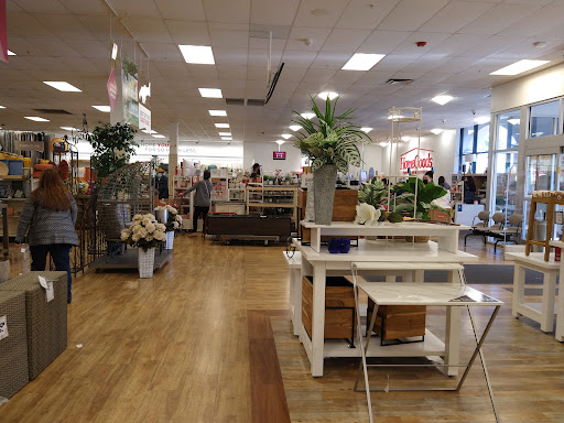 Department Store «HomeGoods», reviews and photos, 12351 Limonite Ave, Eastvale, CA 91752, USA