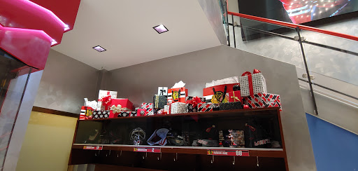 Sportswear Store «Blackhawks Store», reviews and photos, 333 N Michigan Ave, Chicago, IL 60601, USA