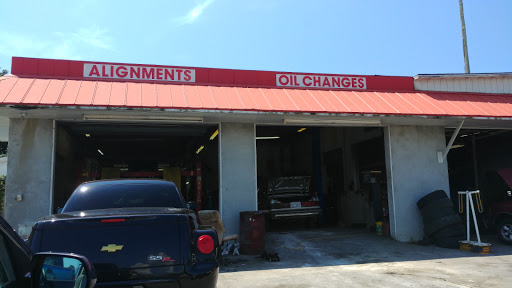 Auto Parts Store «Yaupon Service Center», reviews and photos, 8201 E Oak Island Dr, Oak Island, NC 28465, USA