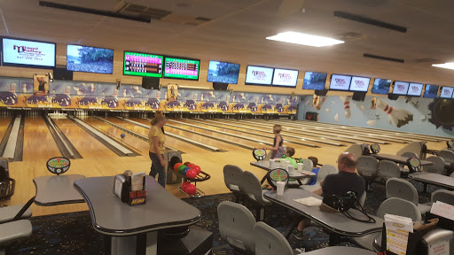 Bowling Alley «Woodcrest Lanes», reviews and photos, 100 N Grandview St, Union City, OH 45390, USA