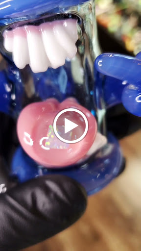 Tobacco Shop «La Tia Smoke Shop», reviews and photos, 154 Maverick St, East Boston, MA 02128, USA