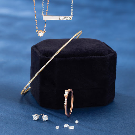 Jewelry Repair Service «Fast-Fix Jewelry & Watch Repairs», reviews and photos, 4300 Meadows Ln # 133, Las Vegas, NV 89107, USA