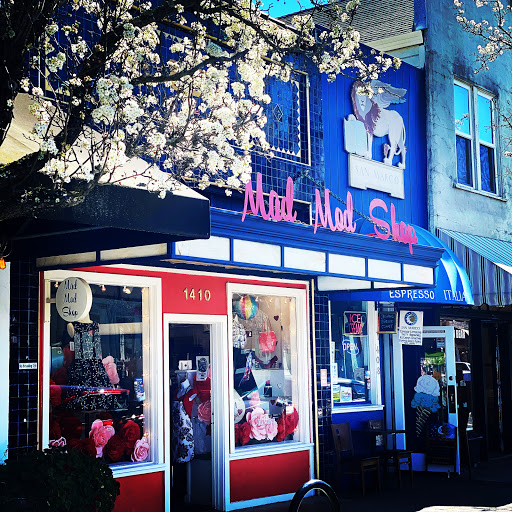 Vintage Clothing Store «Mad Mod Shop», reviews and photos, 6780 McKinley St #140, Sebastopol, CA 95472, USA