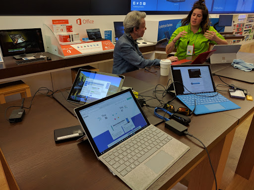 Computer Store «Microsoft Store», reviews and photos, 7007 Friars Rd #860, San Diego, CA 92108, USA