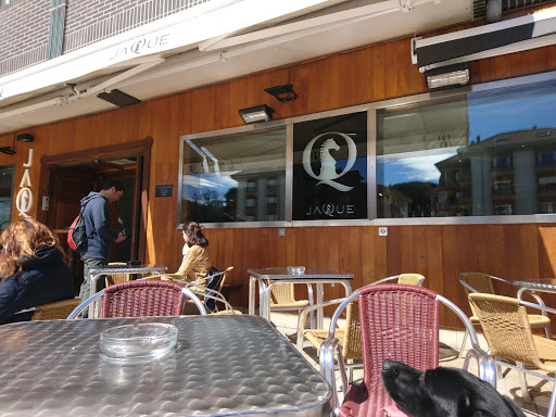 Información y opiniones sobre JAQUE de Solares