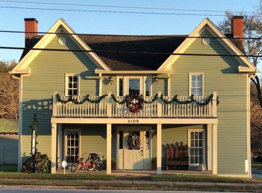 Skintini's The Beauty Bar 30542