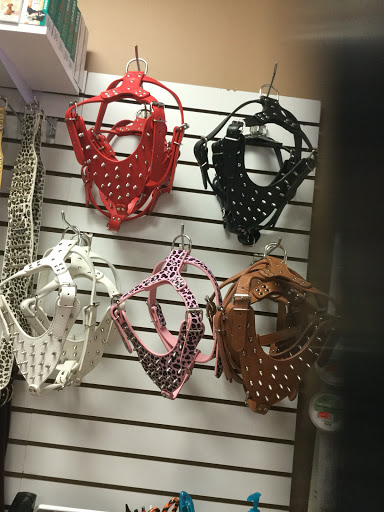 Pet Supply Store «Bully Zone Pet Supplies & Pet Grooming», reviews and photos, 1409 McCarter Hwy, Newark, NJ 07104, USA