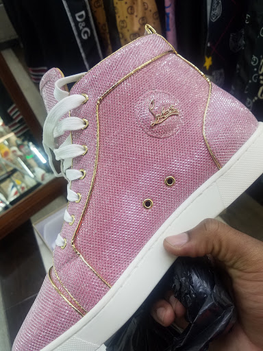 Discount Store «Greenbriar Discount Mall», reviews and photos, 2975 Headland Dr SW, Atlanta, GA 30311, USA