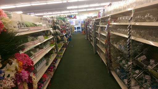 Dollar Store «Dollar Tree», reviews and photos, 455 Colemans Crossing Blvd, Marysville, OH 43040, USA