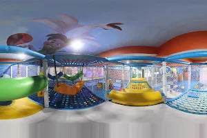 Game Junction - A complete Gaming Zone image