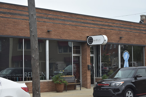 Beauty Salon «Casa De Bella Salon and Spa», reviews and photos, 206 S Michigan Ave, Howell, MI 48843, USA