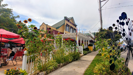 Grocery Store «Main Street Market», reviews and photos, 7770 Wisconsin 42, Egg Harbor, WI 54209, USA