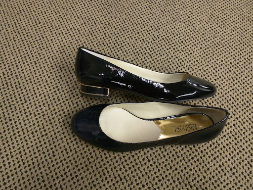 Department Store «Saks OFF 5TH», reviews and photos, 4700 Baldwin Rd, Auburn Hills, MI 48326, USA