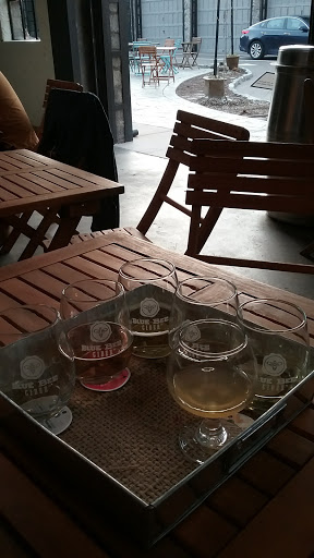 Beverage Distributor «Blue Bee Cider», reviews and photos, 1320 Summit Ave, Richmond, VA 23230, USA
