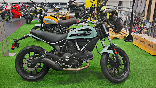 Motorcycle Parts Store «CROSS COUNTRY CYCLE», reviews and photos, 911 Middlesex Ave, Metuchen, NJ 08840, USA