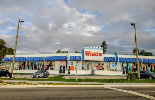 Beach Clothing Store «WINGS Beachwear - St Pete Beach #305», reviews and photos, 6705 Gulf Blvd, St Pete Beach, FL 33706, USA