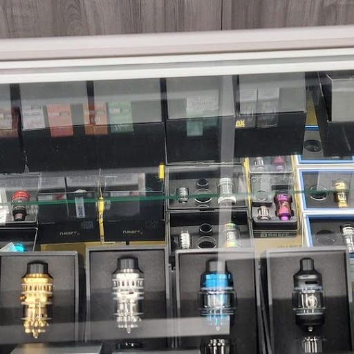 Tobacco Shop «House of Vapes Smoke Shop», reviews and photos, 1605 12600 S, Riverton, UT 84065, USA