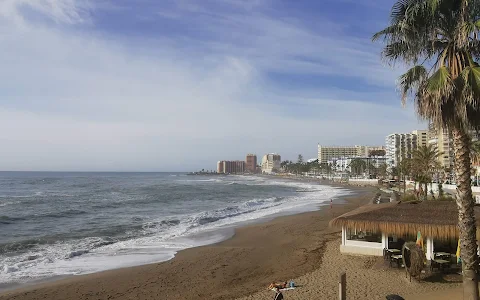 Playa del Arroyo de la Miel y los Melilleros image