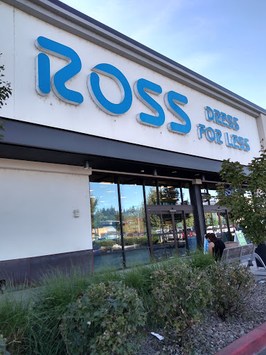 Clothing Store «Ross Dress for Less», reviews and photos, 3000 Gateway St, Springfield, OR 97477, USA