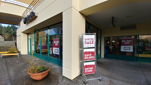 Sportswear Store «Columbia Sportswear Outlet», reviews and photos, 3 Monroe Pkwy, Lake Oswego, OR 97035, USA