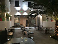 Atmosphère du Restaurant Rôtisserie Montaigne Saint Barnabé à Marseille - n°6