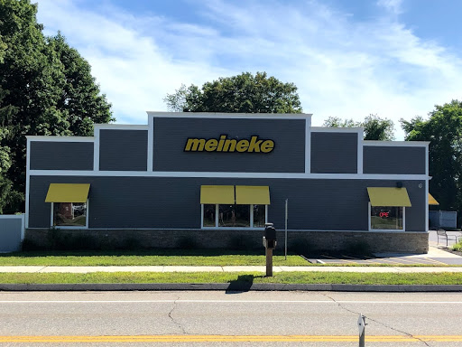 Auto Repair Shop «Meineke Car Care Center», reviews and photos, 493 Norwich Ave, Colchester, CT 06415, USA