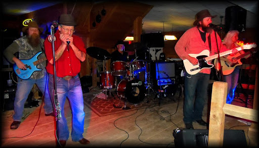 Bar & Grill «Route 61 Roadhouse», reviews and photos, 449 Woodlawn Ave, Sunbury, PA 17801, USA