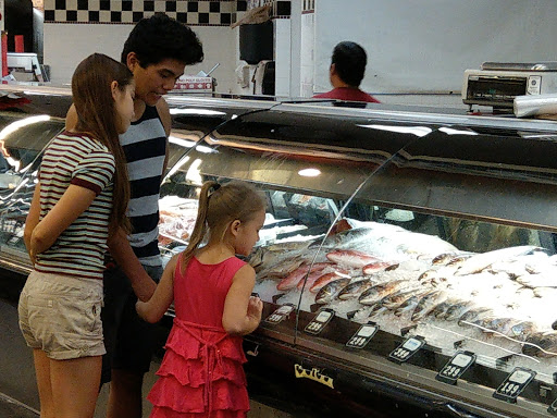 Asian Grocery Store «LF Market Oriental & Seafood», reviews and photos, 5350 W Bell Rd #115, Glendale, AZ 85308, USA