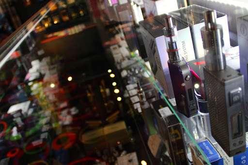 Tobacco Shop «Climax Vape Smoke Hookah Shops», reviews and photos, 6336 University Blvd, Winter Park, FL 32792, USA