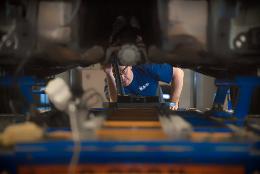 Auto Body Shop «Crown Paint and Body», reviews and photos, 719 Camann St, Greensboro, NC 27407, USA